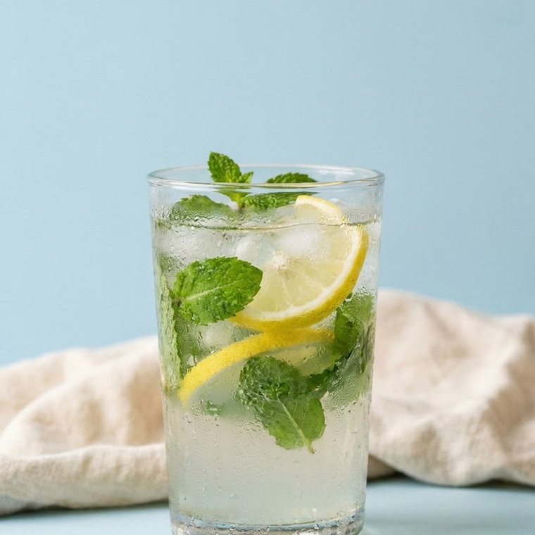 Nimbu pani sweetened with Purova